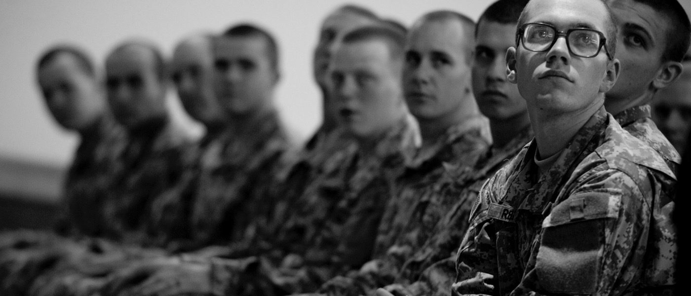 Active Duty Soldiers are in a seminar session