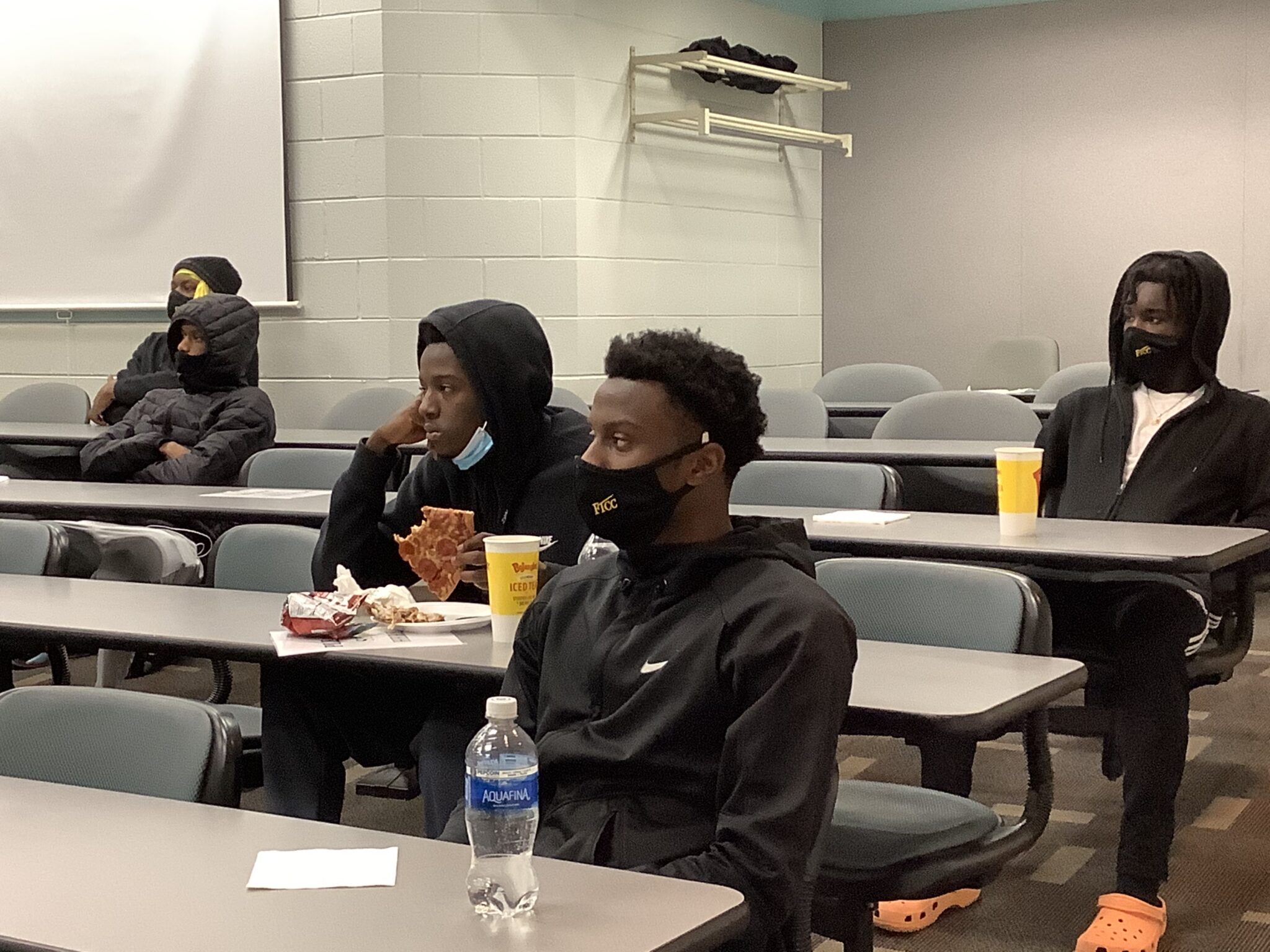 Men's basketball: Trojans learn off-court lessons in 'Life Skills' class ...