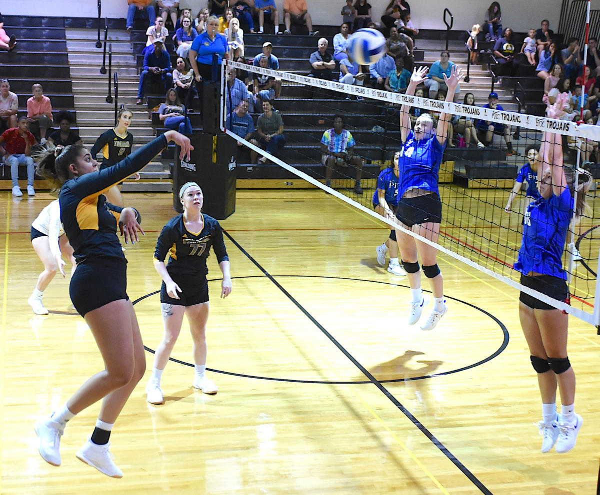 FTCC volleyball faces Pitt CC on Sept. 3, 2019, at Fayetteville Tech.