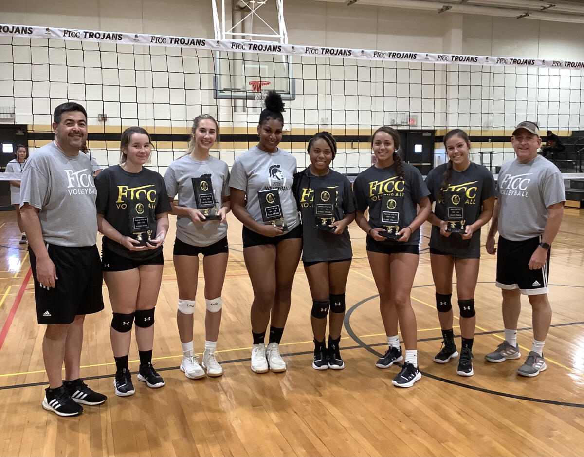 Fall 2021 Volleyball Alumni Game