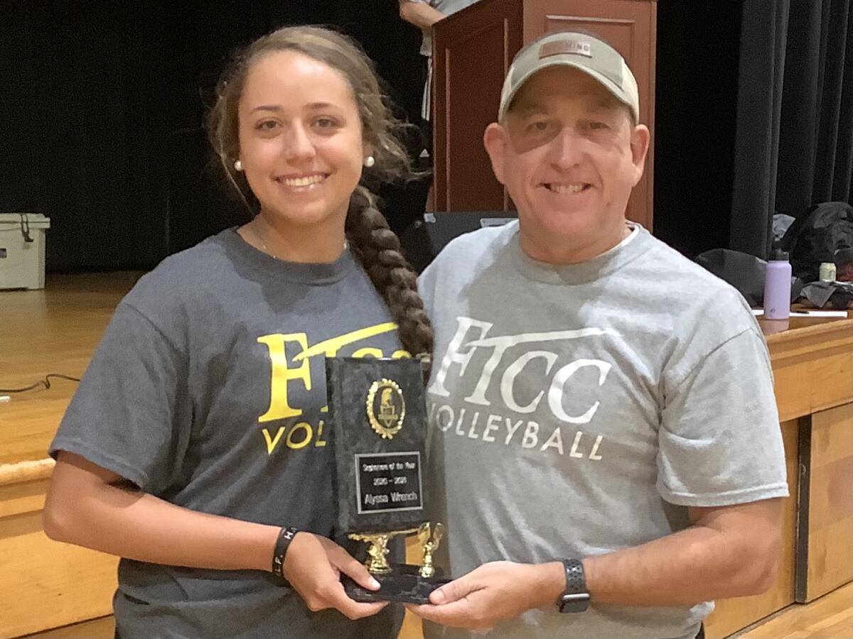 Fall 2021 Volleyball Alumni Game