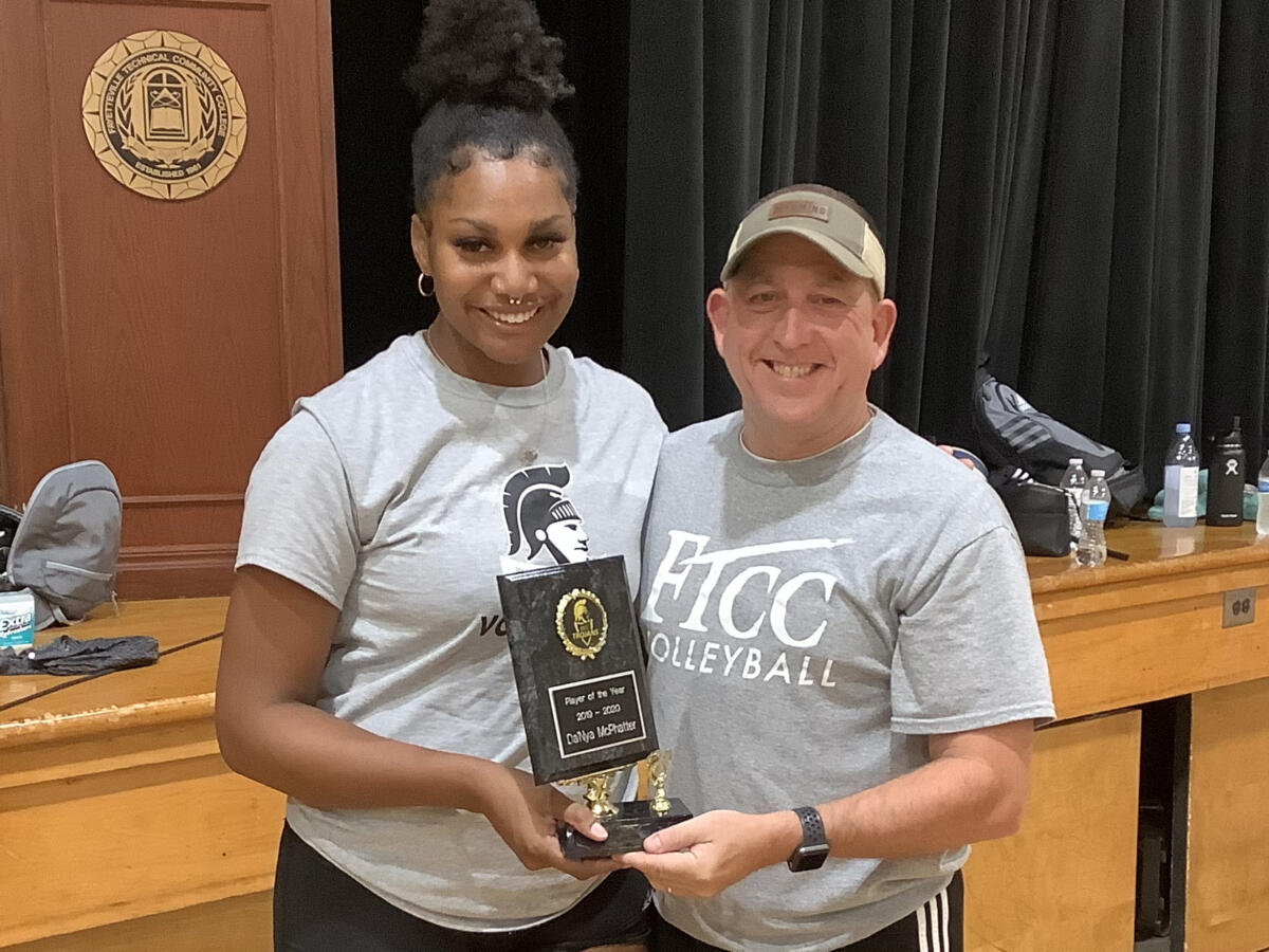 Fall 2021 Volleyball Alumni Game