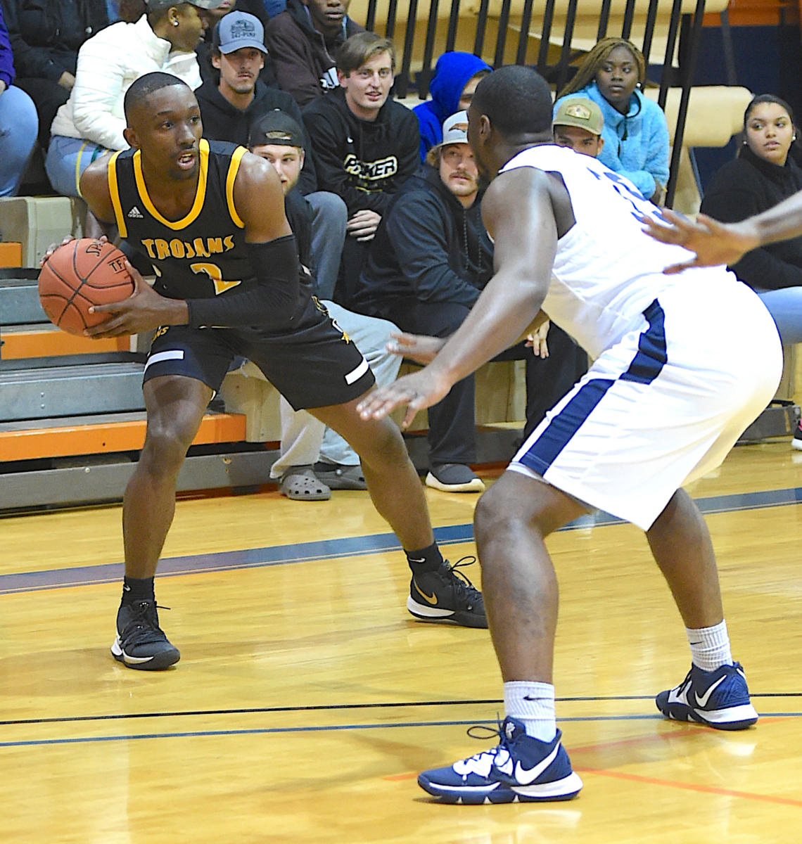 Gabe Harbison signs with St. Andrews