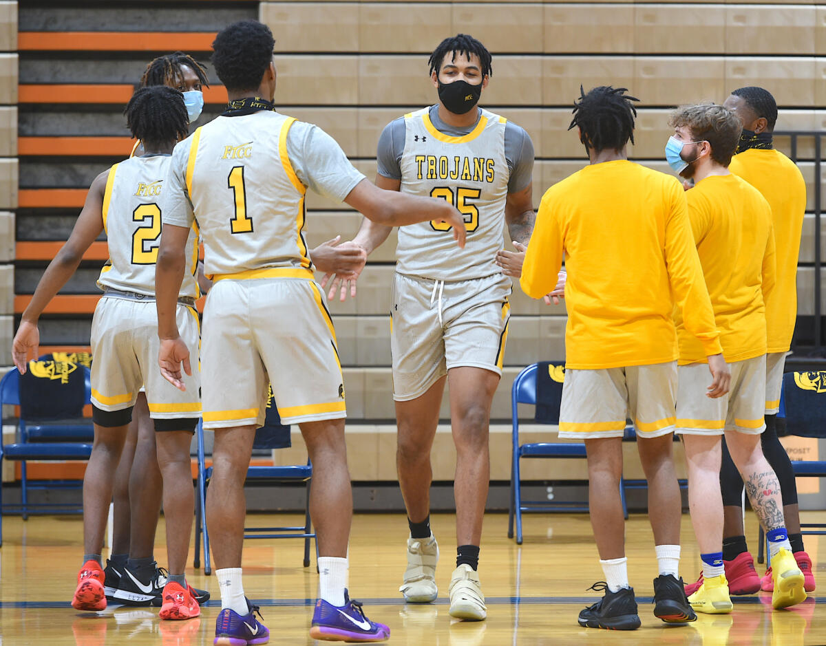 Men's basketball vs Bryant & Stratton - Feb. 7, 2021