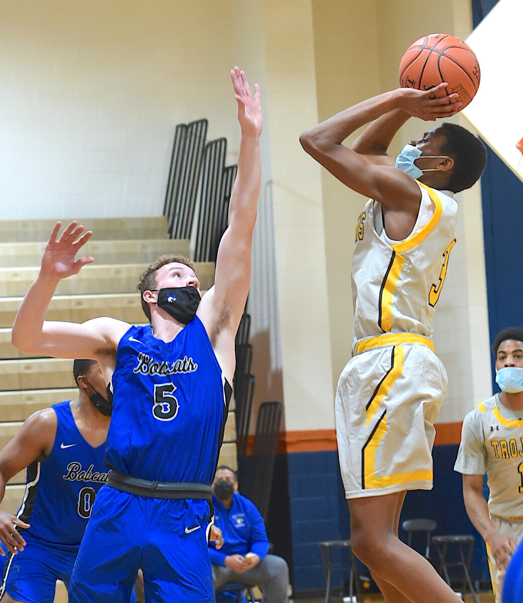 Men's basketball vs Bryant & Stratton - Feb. 7, 2021