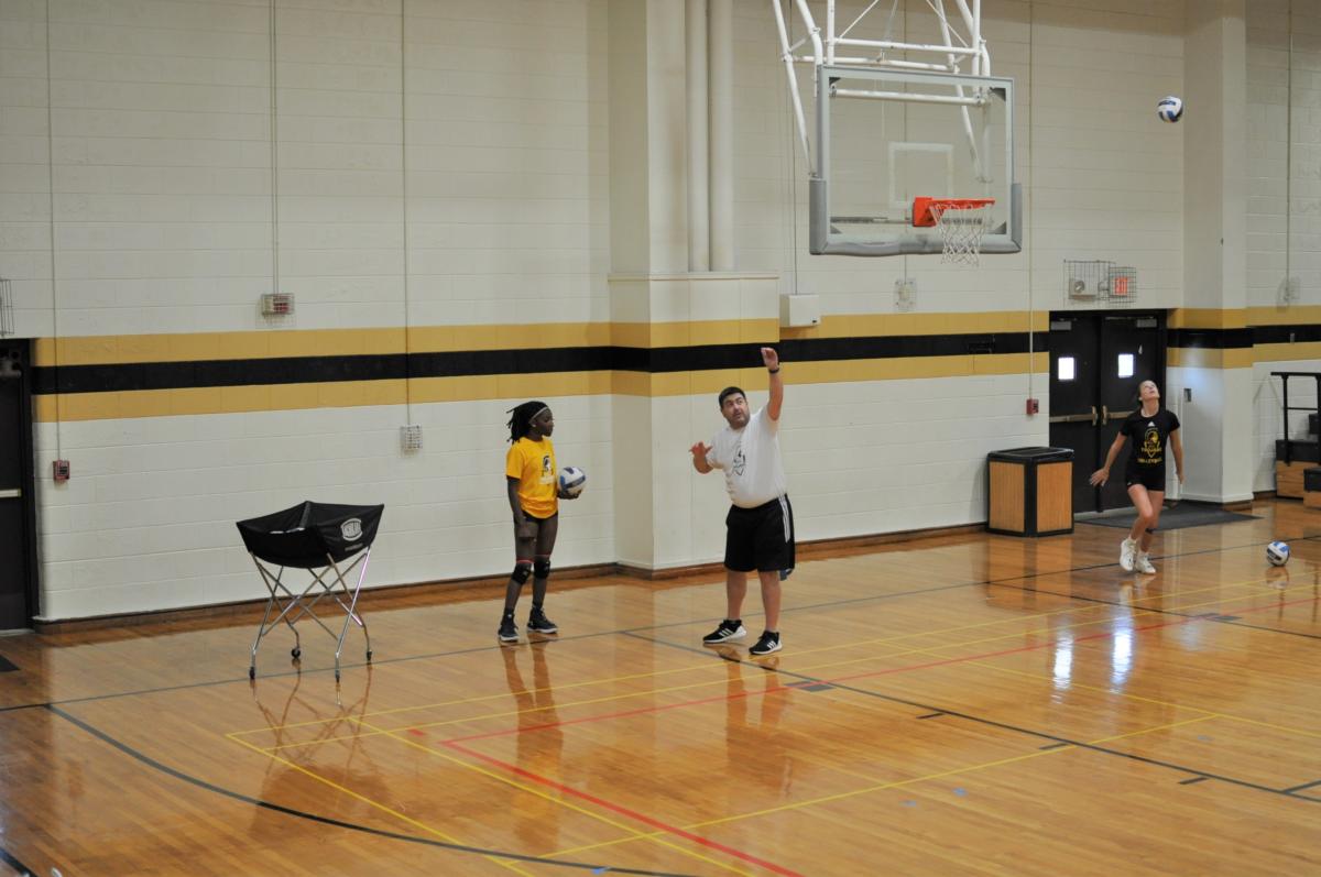 Volleyball resumes summer workouts
