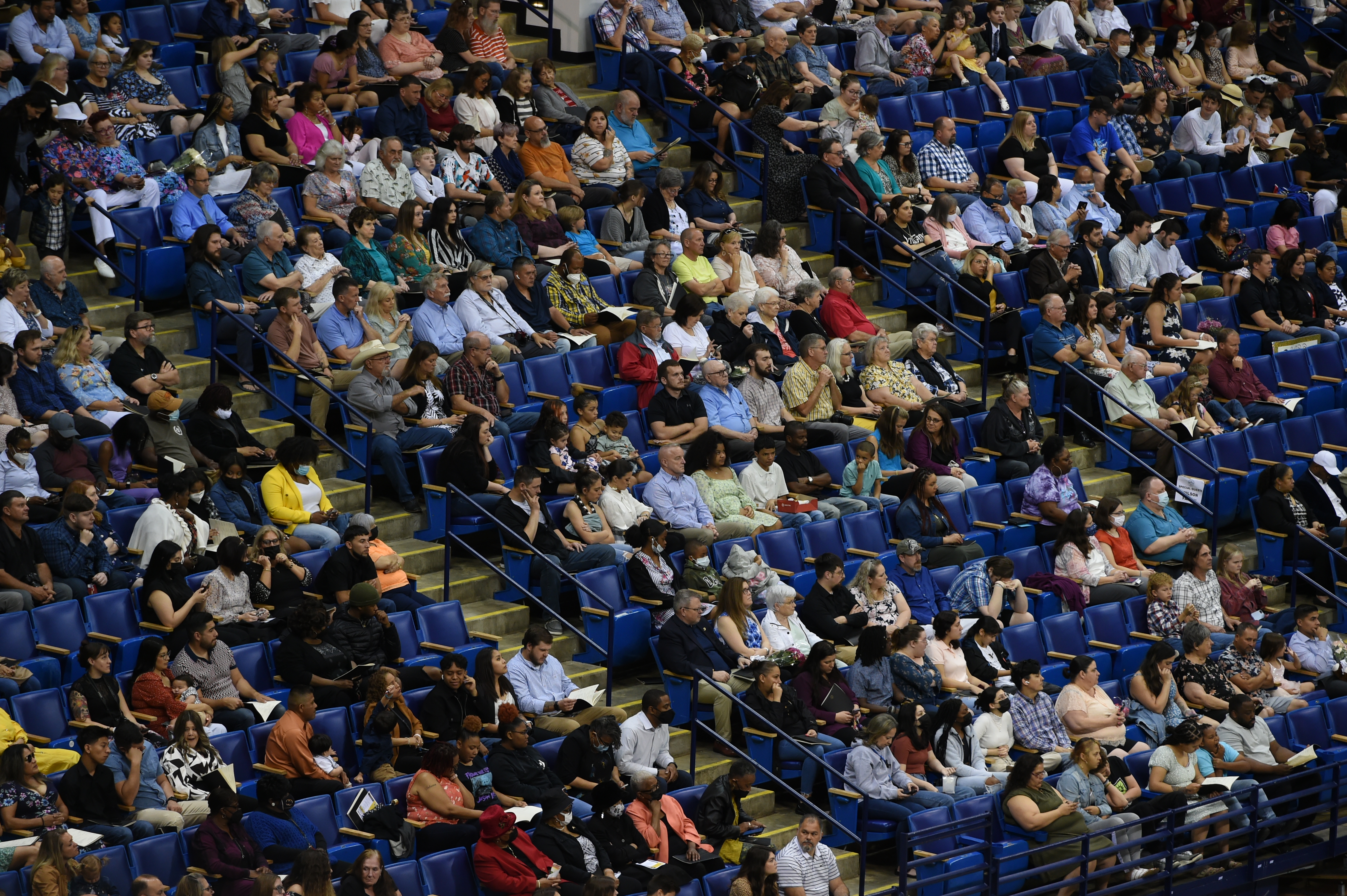 A wide photo of the crowd at graduation.