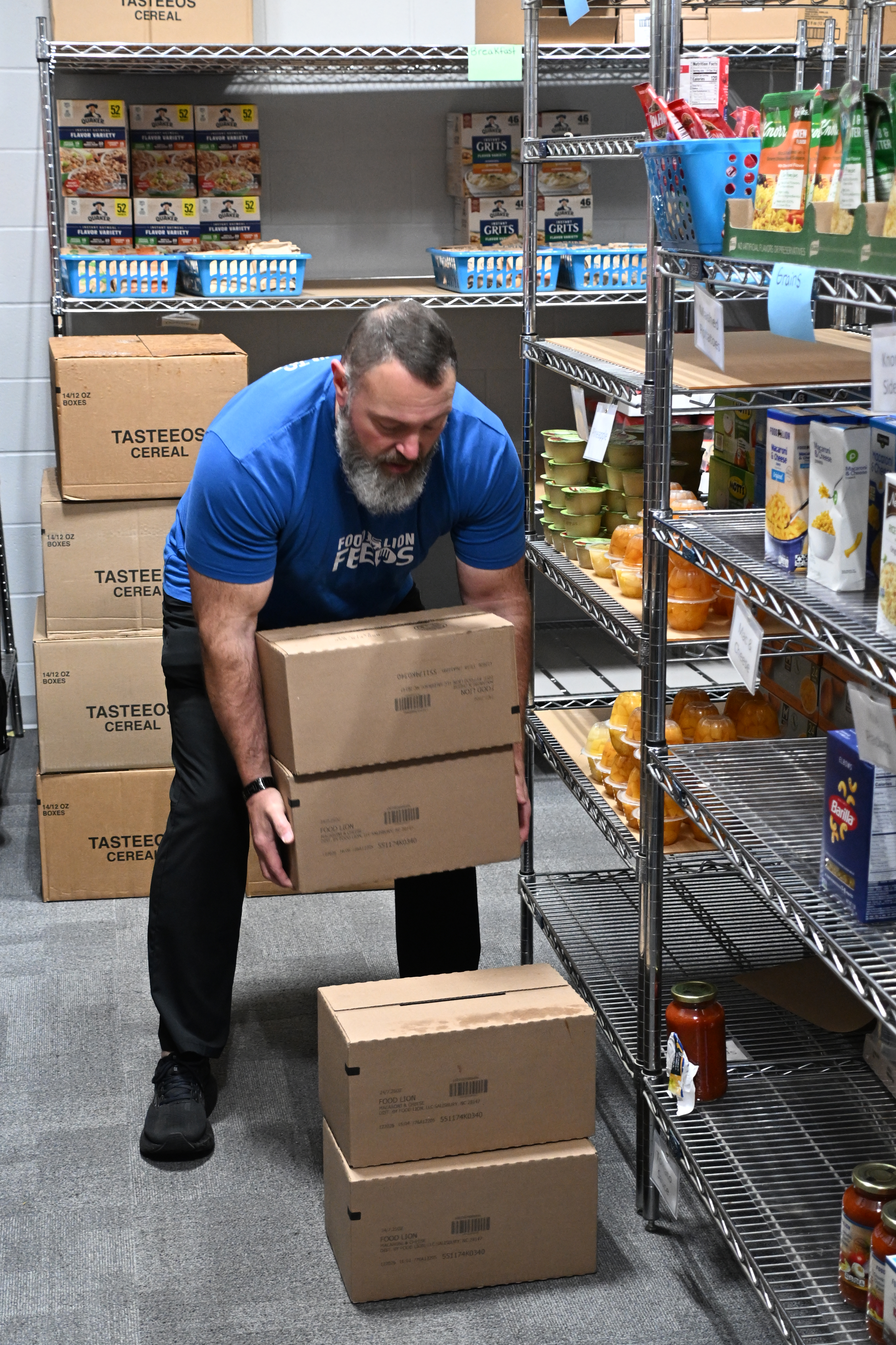Food Lion Feeds donates to FTCC Food Pantry